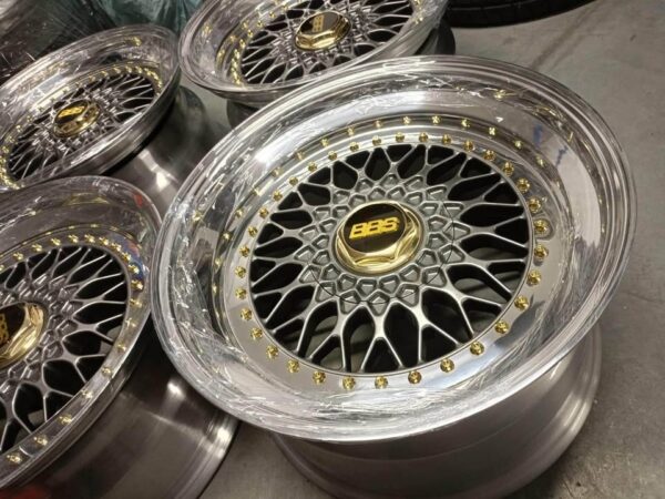 E36FB-048 image 4 BBS RS324 / RS329 18" 5x112 9J / 10J