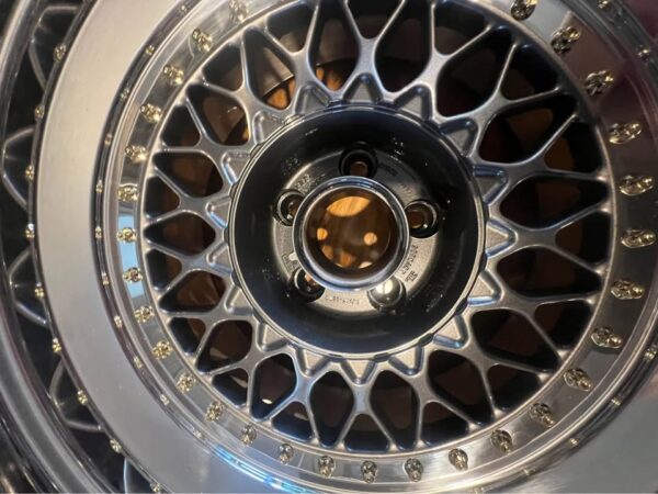 E36FB-048 image 8 BBS RS324 / RS329 18" 5x112 9J / 10J