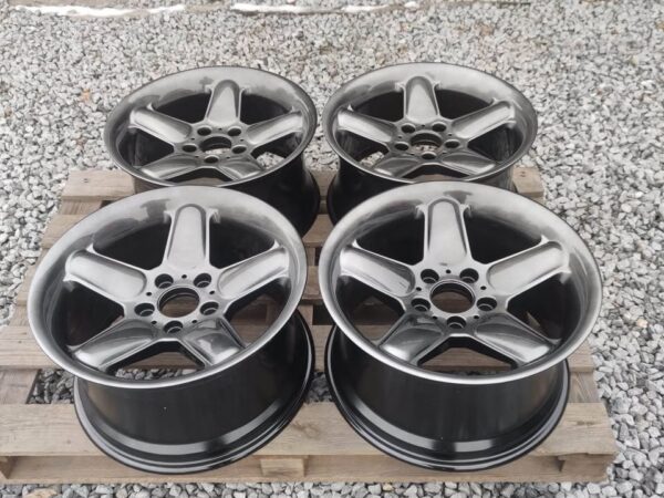 E36FB-053 image 3 AC Schnitzer Type 2 17" 5x120 8.5J / 9.5J